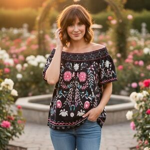 NON BRANDED BOUTIQUE FLORAL SMOCK NECK TOP
